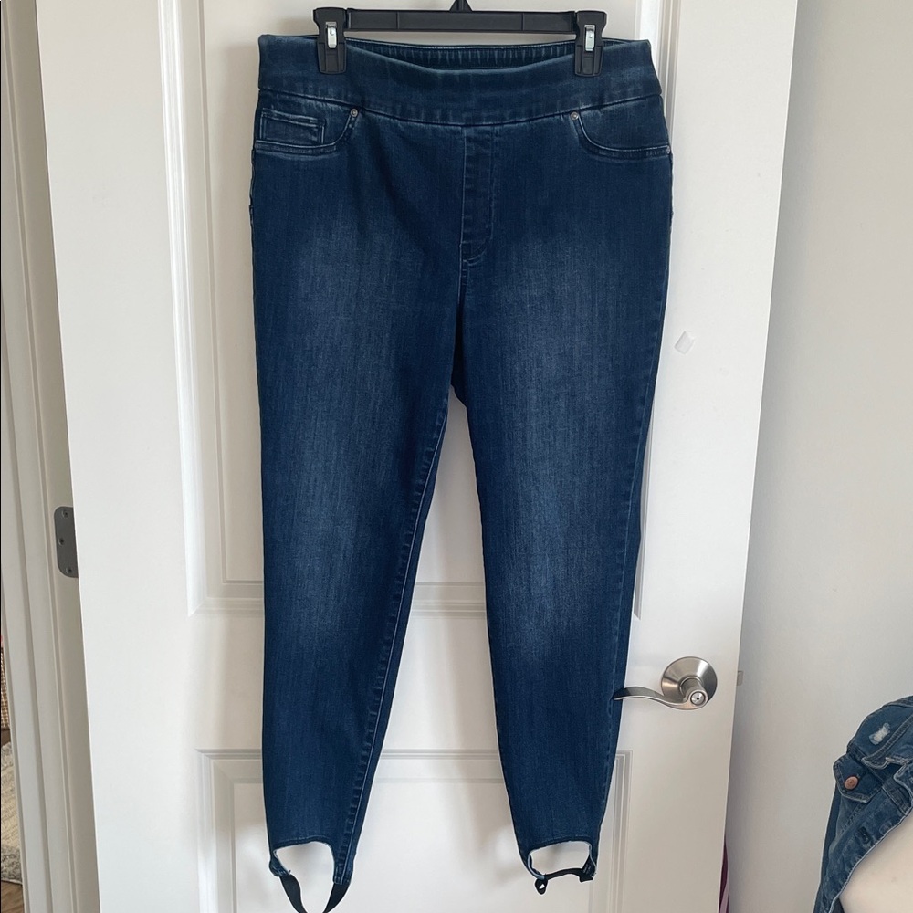 Chico's Petite The So Perfect Legging denim stirrup pants